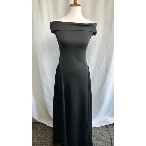 Commense Women’s Blk Form Fitting Off The Shoulders Dress NWT M - Picture 1 of 10